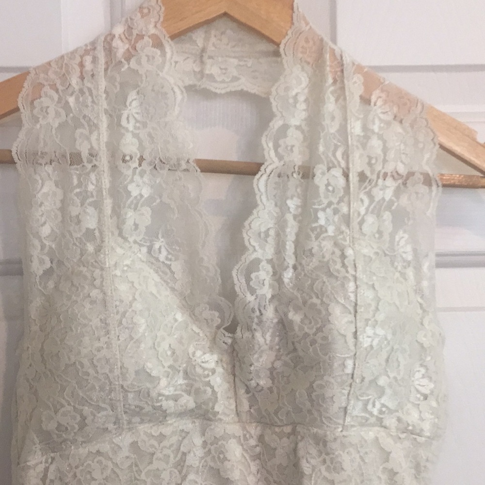 Lace top - Picture 4 of 7